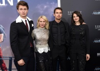 NEW YORK, NEW YORK - MARCH 14: (L-R) Actors Ansel Elgort, Naomi Watts, Theo James, and Shailene Woodley attend the New York premiere of "Allegiant" at the AMC Lincoln Square Theater on March 14, 2016 in New York City. (Photo by Jamie McCarthy/Getty Images)
